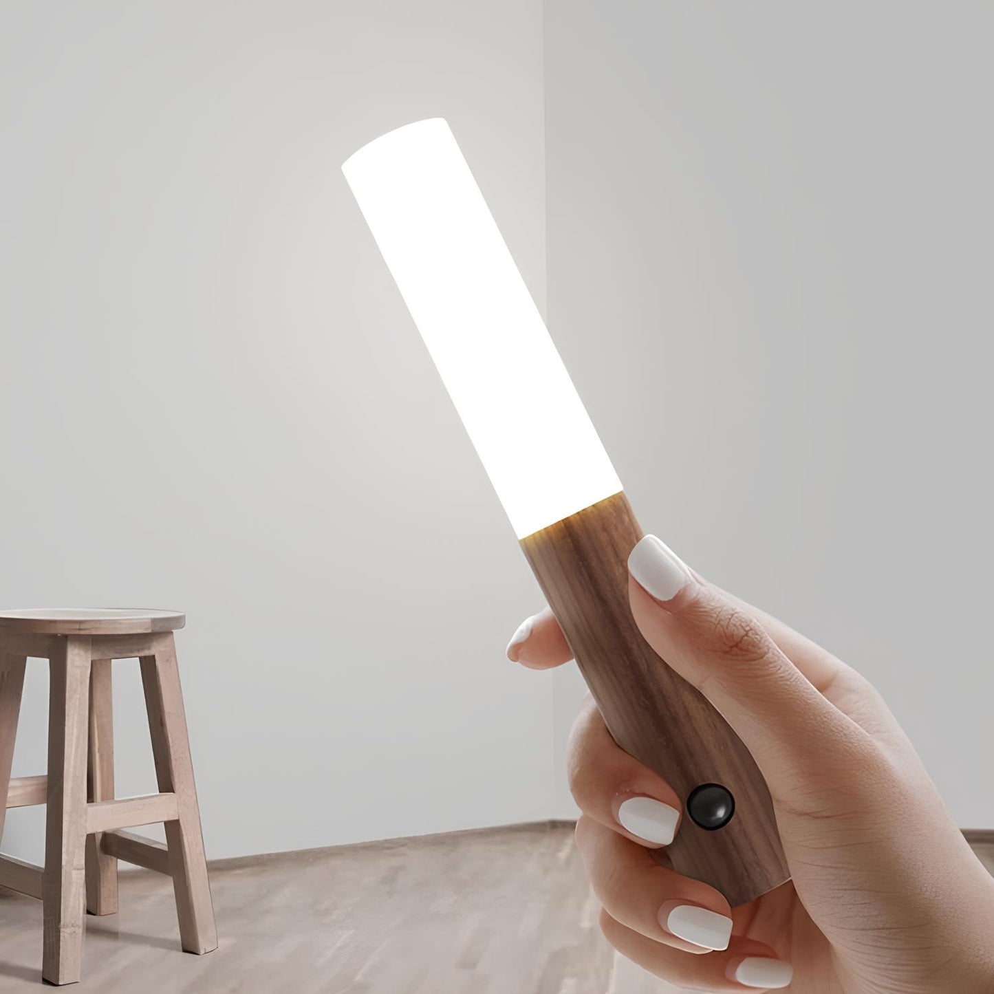 Hareket Sensörlü Şarj Edilebilir Led Gece Lambası